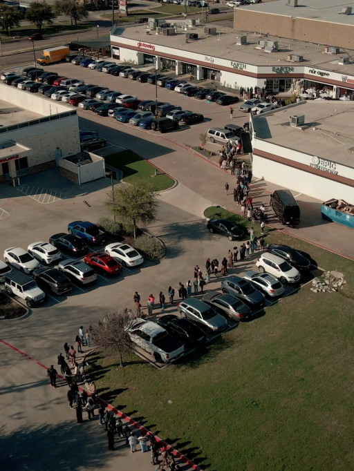 RETRANSMISSION: Dallas Nail Spa Draws Large Crowds Following Launch of Unlimited Membership Model