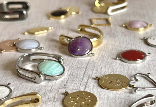 CONQUERing fidget jewelry