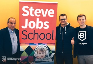 Steve JobsSchool founder Maurice de Hond (left) with BitDegree co-founders Andrius Putna (center) and Danielius Stasiulis (right)