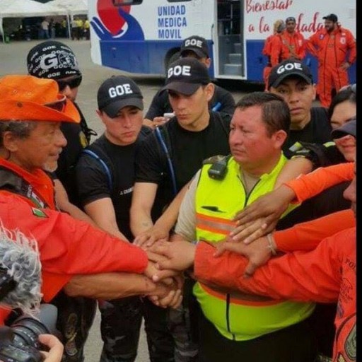Los Topos and Scientology Volunteer Ministers Partner in Ecuador
