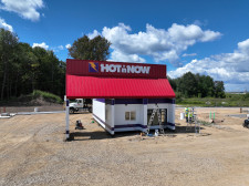 Hot 'n Now restaurant