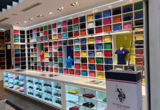 Inside Panama Energy Store 