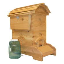 Hartman 8 Frame Beehive And Feeder