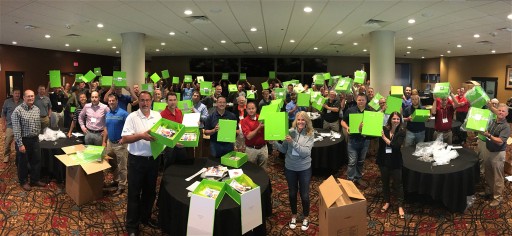 Monsanto and Cheeriodicals Spread Cheer to Patients at University of Minnesota Masonic Children's Hospital