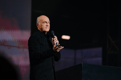 Greg Laurie to Host Harvest Crusade in Ohio, Bringing a Message of Hope to Canton