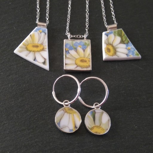 House of Cool Transforms Broken Vintage China Into Stunning, Upmarket Hand-Crafted Jewelry