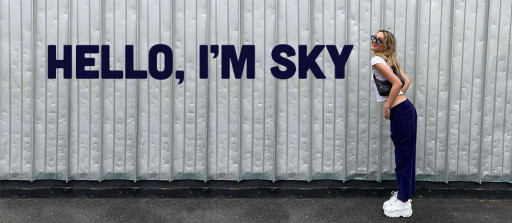 16-Year-Old Creates the IT GIRL GUIDE Instead of Going Back to School