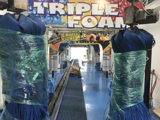 Boca Raton Car Wash Has Tunnel Vision