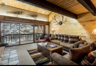 This 3 bedroom 2 bathroom townhome is listed for rent