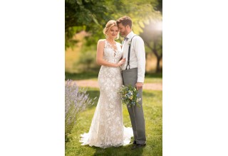 The Spring 2019 Collection by Essense of Australia is Available