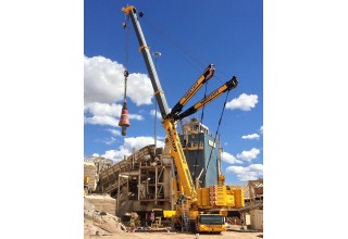 Wagstaff Crane 900 Ton Crane
