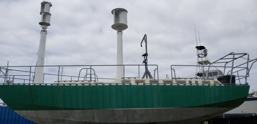 ONESTONE HOLDINGS Achieves Breakthrough in Green Hydrogen Production at Sea With Vertical Wind Turbines