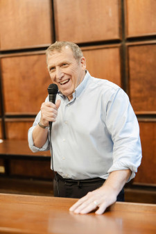 Lifelong Chicagoan & Civic Reformer Bruce Leon Announces Campaign to Restore Thoughtful Leadership to Congress