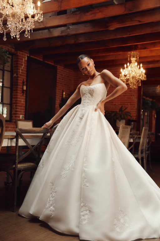 Essense of Australia's New Collection "Revels in Romance"