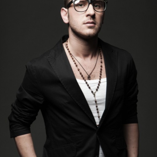 Steve Sucher Pulls Community Together to Build New Playground