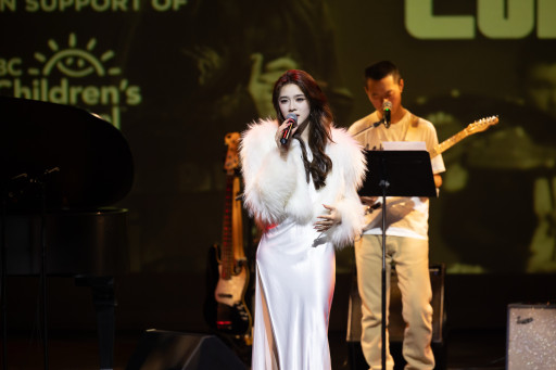 18-Year-Old Influencer Vivian Lang Hosts Successful Charity Concert for BC Children’s Hospital