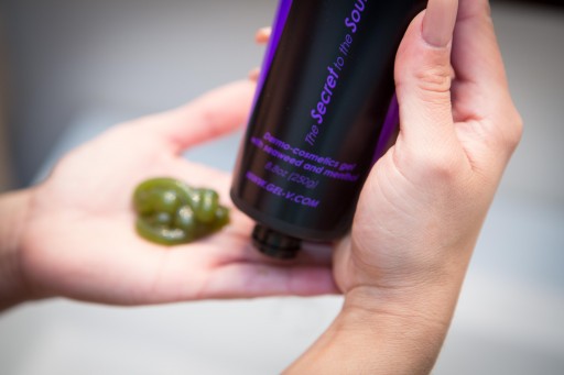 Gel-V by Vanna Belt Helps Contour Sagging Skin