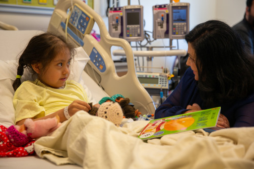 Gordon Philanthropies Delivers the Magic of Storytelling to Hospitalized Children