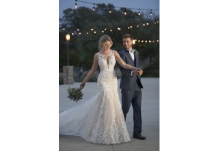 The Fall 2018 Collection by Essense of Australia is Available!