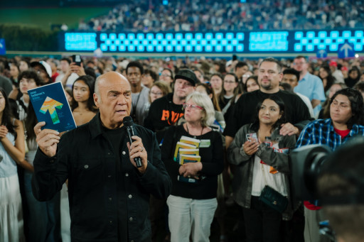Capacity Crowd of 45,000 Attends Greg Laurie's Evangelistic Crusade, Packing Out Angel Stadium in California