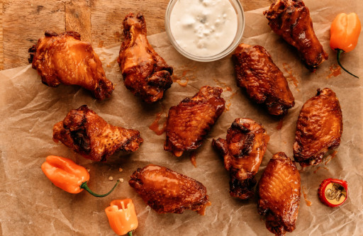 WILLIE'S GRILL & ICEHOUSE BRINGS THE HEAT WITH NEW WING FLAVORS AND A SPIN ON A CLASSIC COCKTAIL