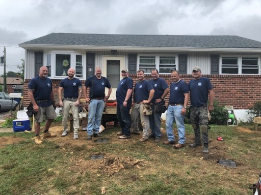 Union Carpenters Local 255 and 164 Volunteers Build Ramp for Challenged Student