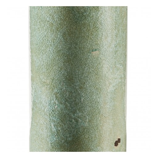 New Gaia Vase Makes Statement About Shape, Color