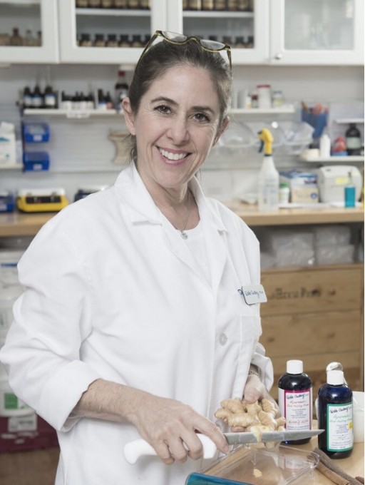 Oral Health Expert Dale Audrey, R.D.H., of Oral Fitness Inc. Advises People on How to Care for Their Teeth When They Cannot See a Dentist