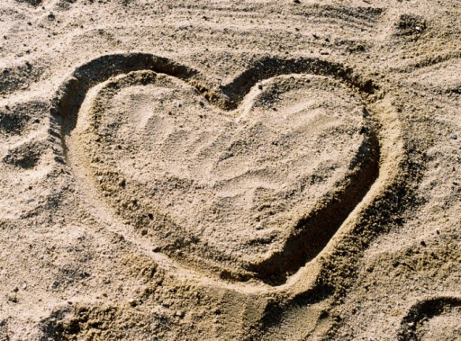 Courtyard by Marriott Waikiki Welcomes Guests Who Come for a Valentine's Getaway