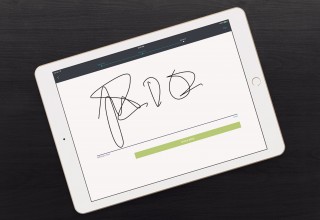 iPad screen signature 