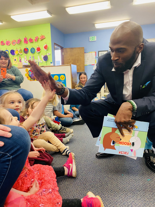 Health Coach Shares Lessons of Self-Confidence and Perseverance With Young Readers