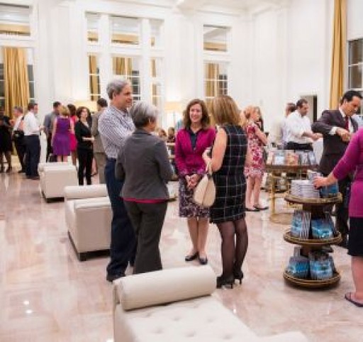 Scientology Information Center Helps Businesses Survive Economic Hardship