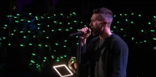 Maroon 5 live on The Voice 2016 with Xylobands LED Wristbands