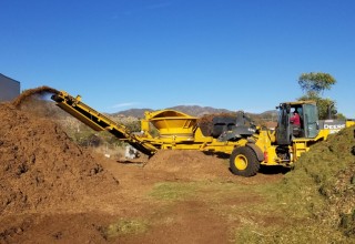 Onsite Tub Grinder and Tub Grinder Rental