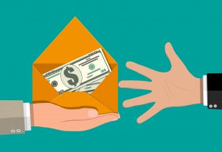 The Benefits and Drawbacks of Auto-Pay