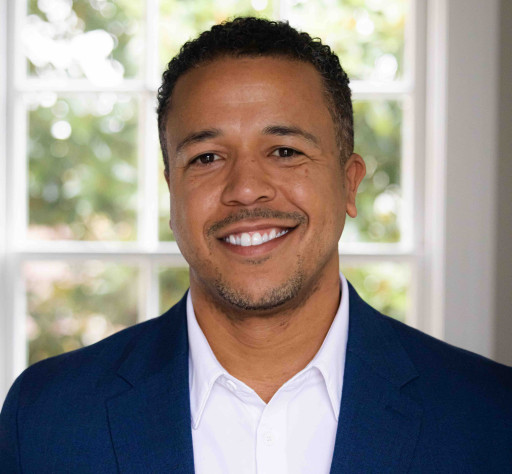 CMG Financial's Paul Akinmade Named 2025 HousingWire Marketing Leader