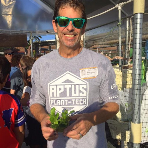 Simply Hydroponics and Organics Announce 'Win This Business' Essay Contest