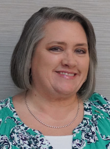 Patty Licurs headshot