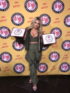 Taylor Grey Receives Two Independent Music Awards