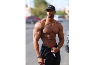 Currently ranked 4th contender in the world, Raymont Edmonds