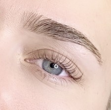 Eyebrow Waxing & Keratin Lash Lift