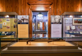 Alexander Hamilton: Soldier, Secretary, Icon