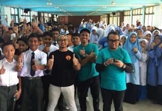 Second Combat, a straightedge Malaysian punk band and partner of Foundation for a Drug-Free World, promotes drug-free living to youth.