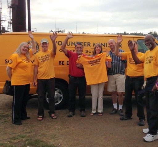 Volunteer Ministers Reach Out With Tools for Life on World Humanitarian Day