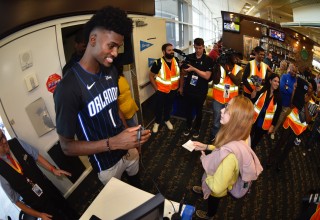 Orlando Magic Players Help Celebrate Team's Partnership with Southwest Airlines