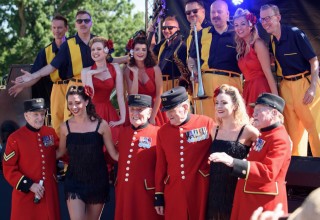 The Duettes, Satin Dollz, Jive Aces, Gina Haley, Lucky Will