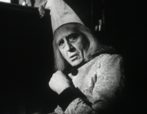 Everyone's Favorite Sherlock to Play Everyone's Favorite Miser