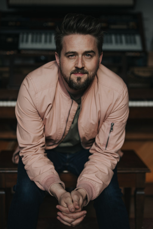 MPress Records Releases Seth Glier's Cover Single, 'One of Us' Featuring Raye Zaragoza Ahead of Forthcoming Album