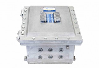 EPPB-1P3W-125V-100MLO-1X15A.1P-1X20A.1P-2X30A.1P 1