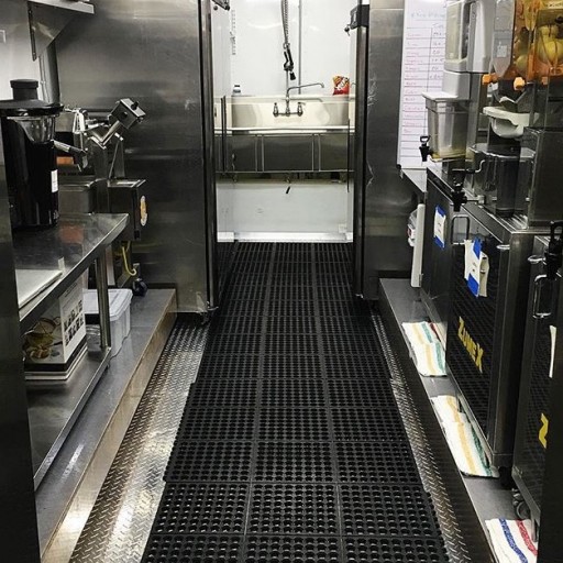ICEBOX DEBUTS MOBILE BATCHING and MIXOLOGY STUDIO - Catering to the Needs of Event Industry Professionals